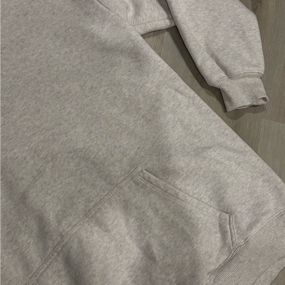 Dynamite Hoodie - Picture 3 of 4